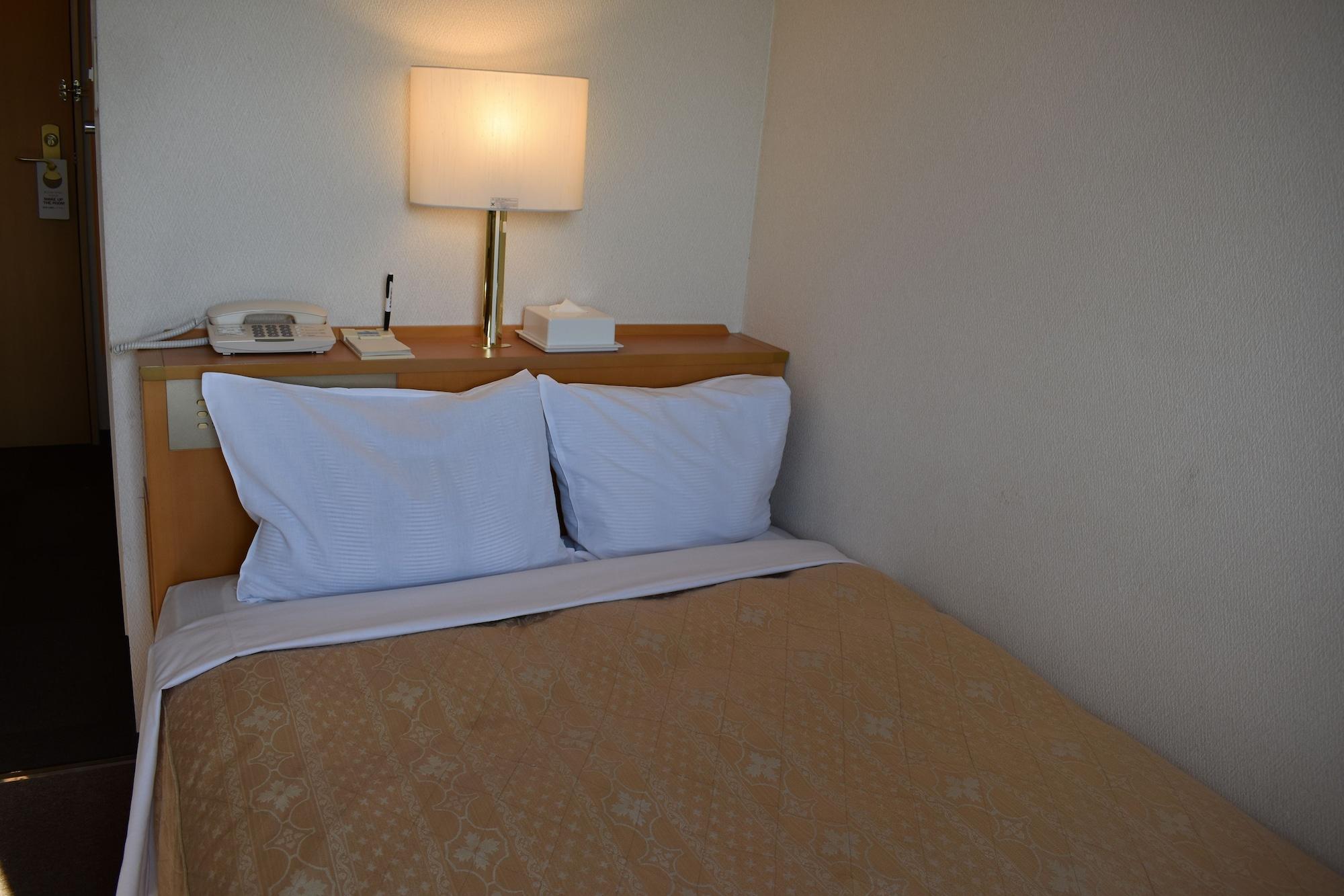 Hotel Crown Hills Toyokawa Экстерьер фото
