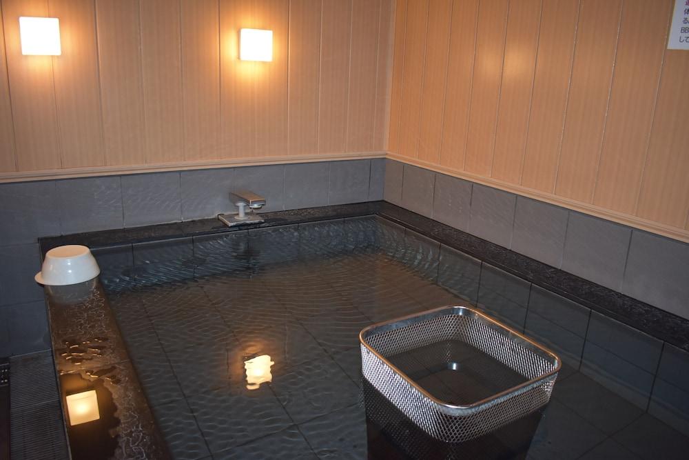 Hotel Crown Hills Toyokawa Экстерьер фото