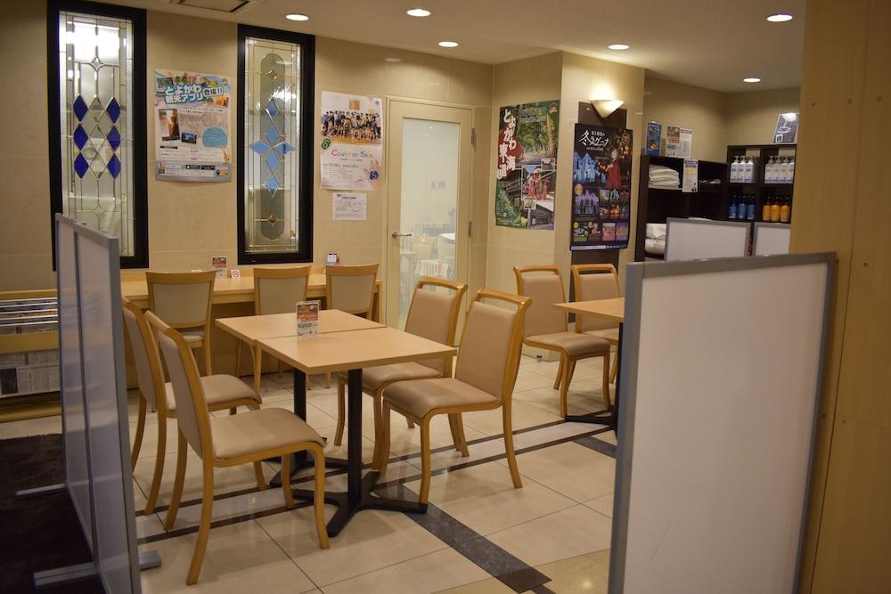 Hotel Crown Hills Toyokawa Экстерьер фото